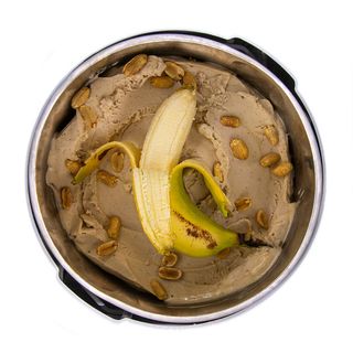 Sorbete de Platano con Cacahuetes