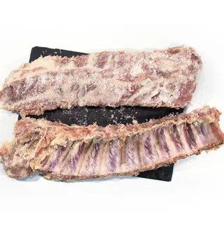 Costilla de cerdo salada tira Ud