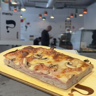 Pizza Crostini Prosciutto Cotto