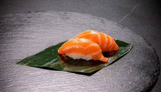 501. Nigiri sake 