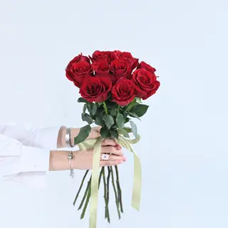 9 წითელი ვარდი 