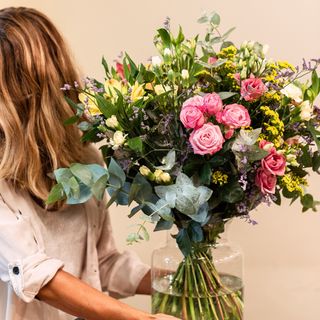 Ramo en tonos alegres (grande)