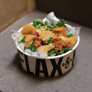 NO CHICKEN KALE SALAD