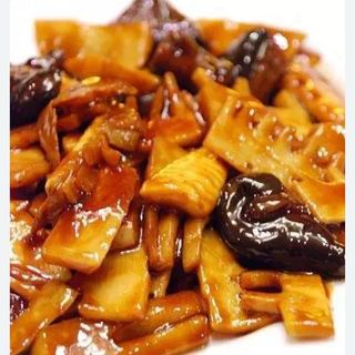 32. Brotes De Bambú Y Setas Chinas Salteadas