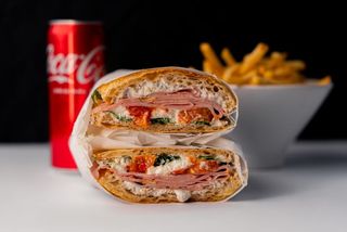 Скиачата Мортадела Меню