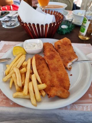 Pohovano pileće belo