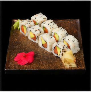 078. Uramki California roll 8 pezzi