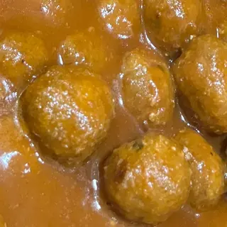 Albóndigas En Salsa Con Patatas