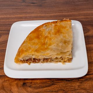Burek trokut sa mesom 250g