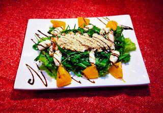 Салат з вугрем (250г)