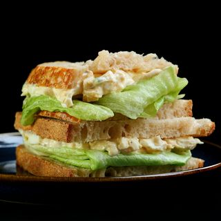 KANAPKA Z PASTĄ JAJECZNĄ