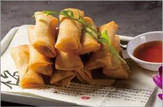 Pachetele de primăvară cu sos dulce - acrișor