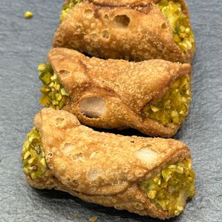 Mini cannoli cu fistic