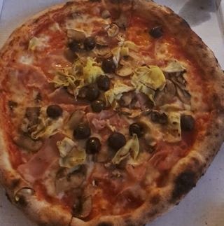 Pizza Capricchosa (33 Cm.)