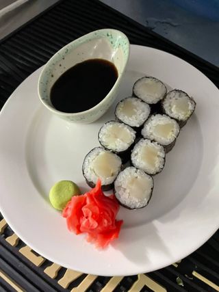 Макі з гребінцем