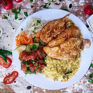 Meniu couscous piept pui grill