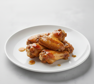 Курячі крильця в Медово-Пікантному соусі (320 г)