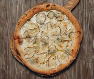 Піца Горгонзола