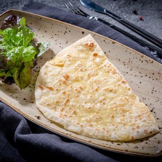 Кутаб моцарелла с зеленью (160гр.)