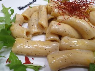 MEZZAMANICA CACIO E PEPE