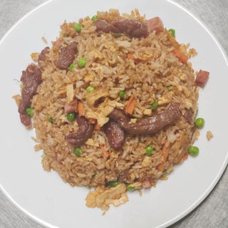 26B.Arroz frito con Ternera