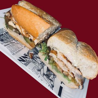 Bocadillo Pescado a la Plancha Especial