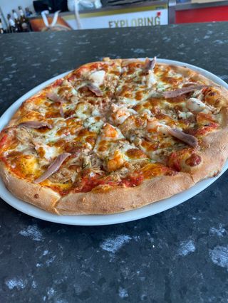 Pizza Gamberetti (32 Cm.)