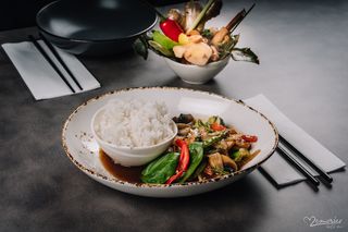 Chillies & basil rice