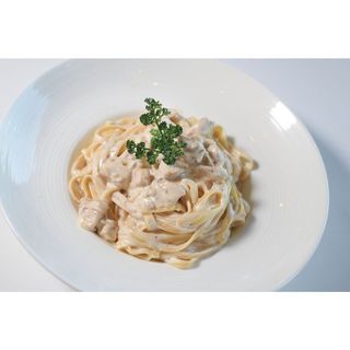 Fettuccine Alfredo