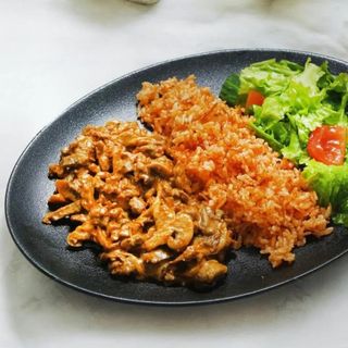 Дана с рисом