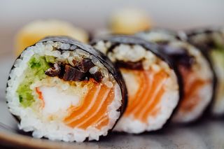 Ebiten sake futo maki