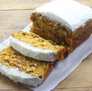 Bizcocho Zanahoria Frosting entero