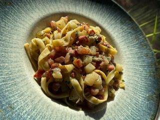 Tagliatelle z Guancialle, Gruszką i Gorgonzolą