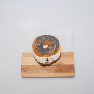 Bagel & sušeni paradajz krem sir
