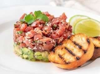 Tartar De Atún Y Aguacate