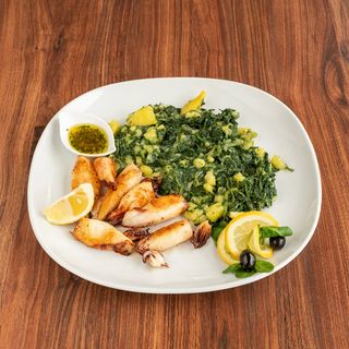 Lignje sa žara i blitva s krumpirom i tršćanski umak