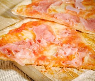 Pizza prosciutto cotto al spicchio 