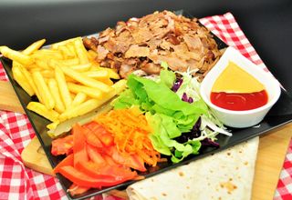 Doner vita farfurie