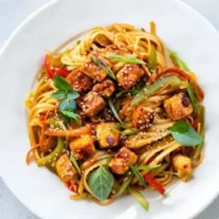 Plat Sauté De Légumes Vegan