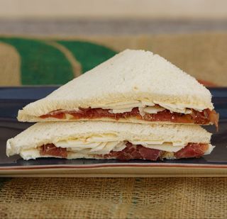 Bresaola și fulgi di grana