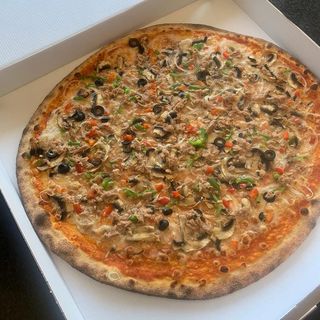 Pizza Neptuno (Mediana)