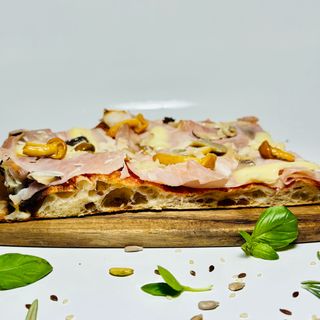 Funghi Mix Prosciutto Roman Pizza ( 40 x 30cm ) ~ 1100g