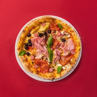 Pizza capricciosa