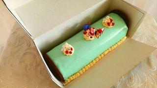 Bûche Framboisier à la Pâte d'Amande - 8 à 10 Personnes