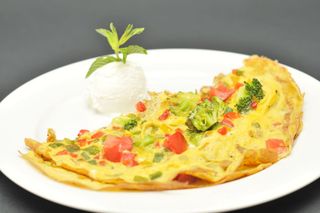 Omlet sa povrćem 370 gr 