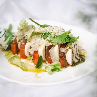 Салата Капрезе  280г