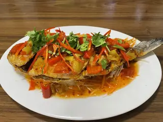 Three Flavoured Sweet Sour Sauce Deep-Fried Sea Bass Fish