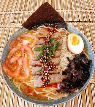 Paradajz govedina supa rezanci