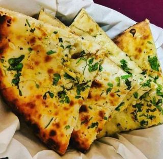 Cheese and Garlic Naan