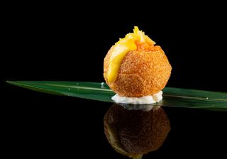 016. Pani puri salmone 2 pezzi